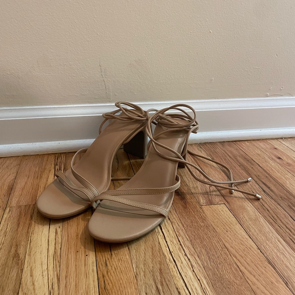 Elegant Tan Strappy Women's Sandals